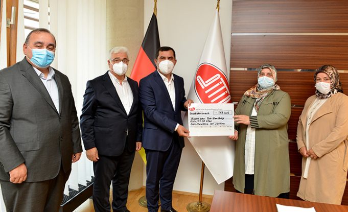 DİTİB kadın gönüllülerinden, sel felaketinin yaşandığı Bozkurt’a sıcak yemek desteği