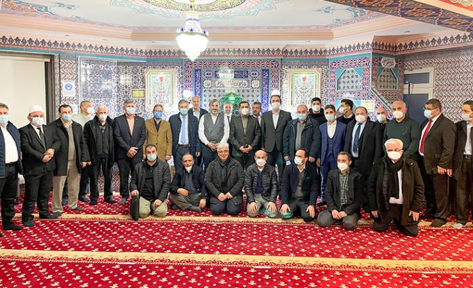 Ostfildern’de “Ailede Dini Değerler” konulu konferans