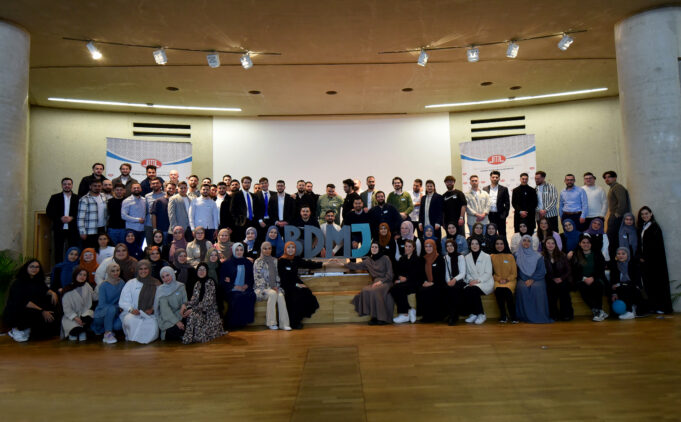 DİTİB Genel Başkanı Türkmen, gençlerle bir araya geldi