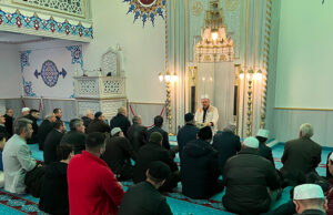 Bonn DİTİB Camii’nde “Sabah Namazı Gençlik Buluşması”
