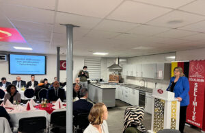 Saarland Eyalet Başbakanı Rehlinger, DİTİB iftar sofrasına katıldı
