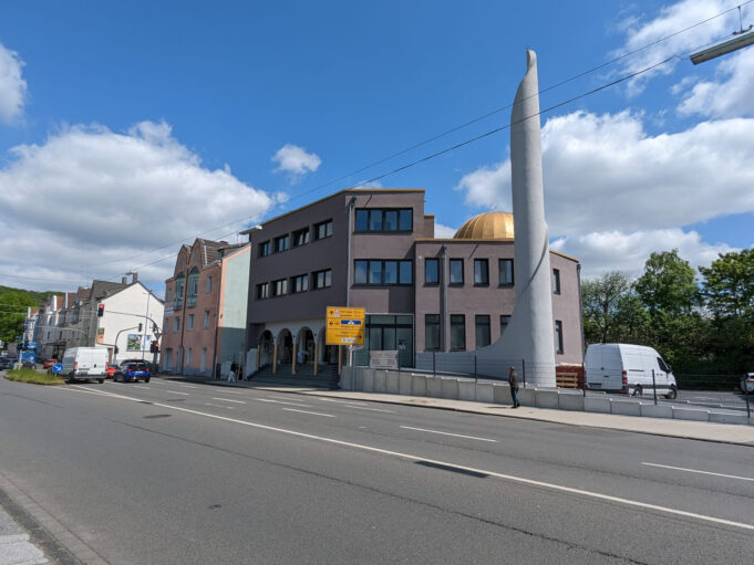 Schwelm DİTİB Mescid-i Aksa Camii dualarla ibadete açıldı