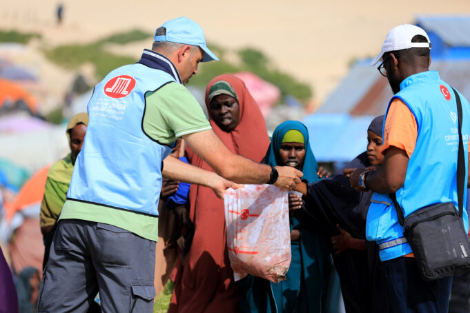 DİTİB Genel Başkanı Kuzey’den hayırseverlere ve gönüllülere teşekkür