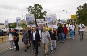 Germersheim’da cami projesi engeline protesto