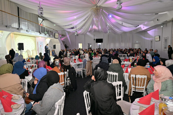 Hamburg DİTİB Eyalet Birliği‘nden iftar yemeği