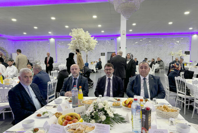 Köln DİTİB Eyalet Bölge Birliği’nden anlamlı iftar