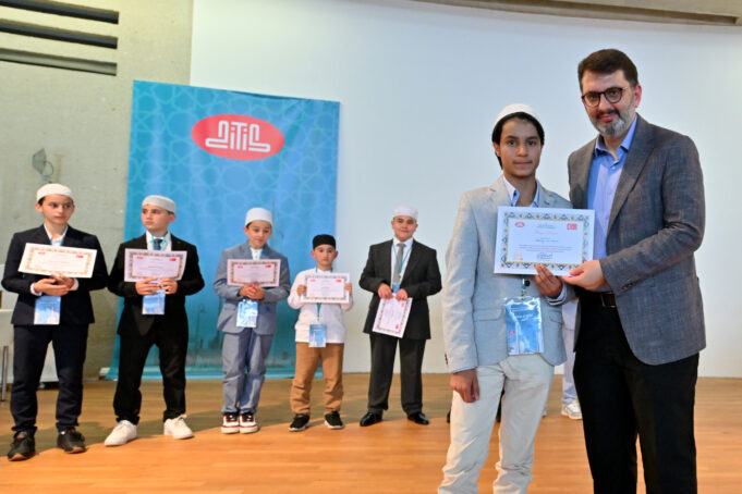 Köln’de Almanya finalinde Kuran bülbülleri yarıştı