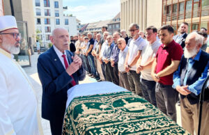 DİTİB kurucularından Abdullah Uzunalioğlu‘nun eşi son yolculuğuna uğurlandı