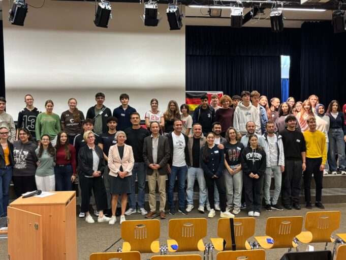 15 Temmuz Şehitler Fen Liseliler Almanya’yı ziyaret etti