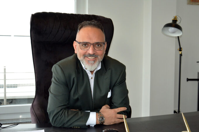 NRW’de Türk futbolunun yeni sesi: Ömür Turhan