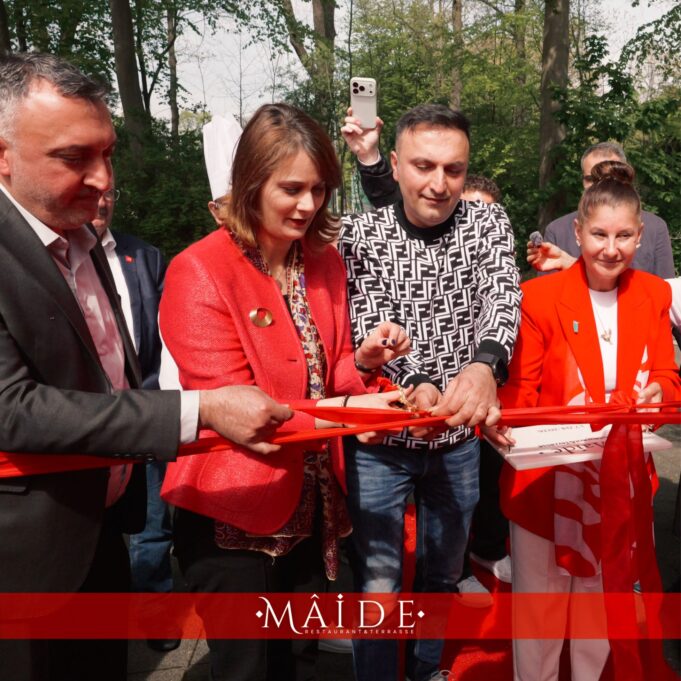 Köln’de Maide Restaurant hizmete açıldı