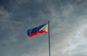 AB ile Filipinler arasında kritik ticaret anlaşması için önemli adım Avrupa Birliği ve Filipinler bayrakları