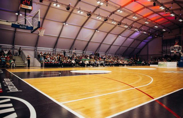 Basketbol maçı Basketbol maçından temsili görüntü