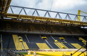 Dortmund, Stuttgart’ı yenerek Bundesliga’da zirveye çıktı Borussia Dortmund stadyumundan görüntü