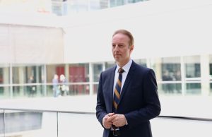 SPD’li Karaahmetoğlu’ndan AfD tepkisi: “Tarihi bir kırılma noktası” SPD Federal Meclis Milletvekili Macit Karaahmetoğlu